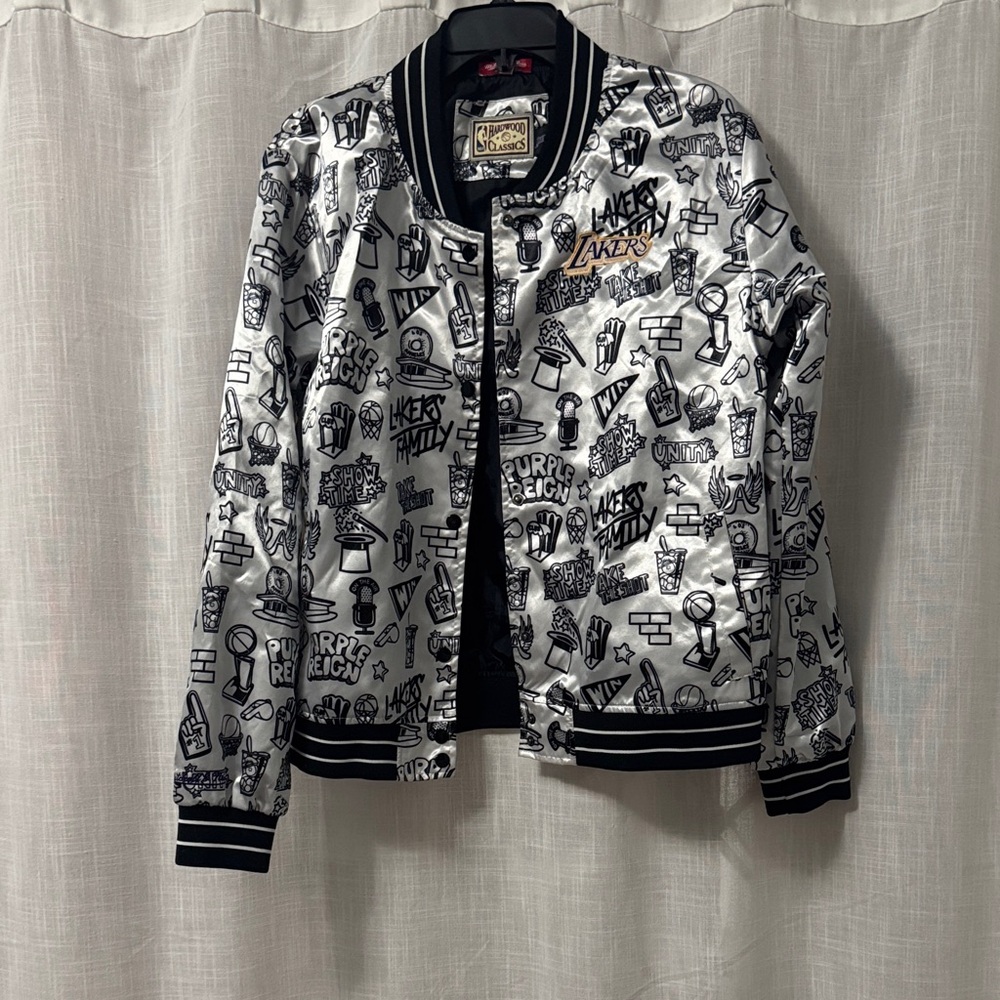 Los Angeles Lakers Graphic Jacket women’s Large